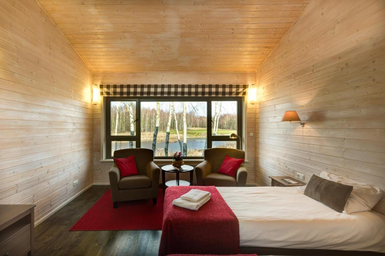 Modry Las Golf Resort Choszczno Ngoại thất bức ảnh
